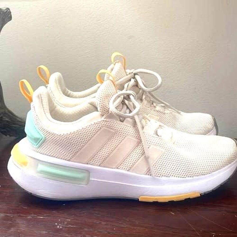 Adidas Racer TR23 Women's Beige Green Running Sneakers ID3087 US5 Was$80